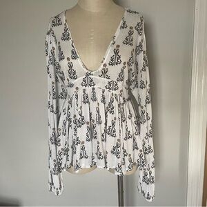 Free People deep v neck long sleeve asymmetrical top size S